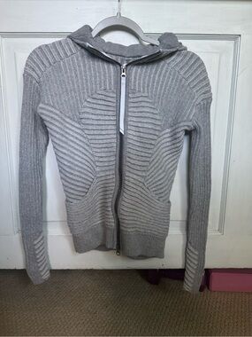 Lululemon Embrace Hoodie *Knit size remover, believed to be size 2